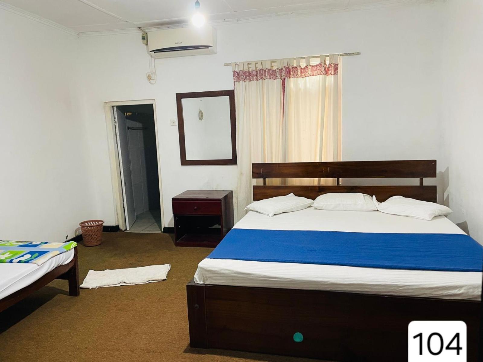 Sky Beam Hotel Канди Номер фото